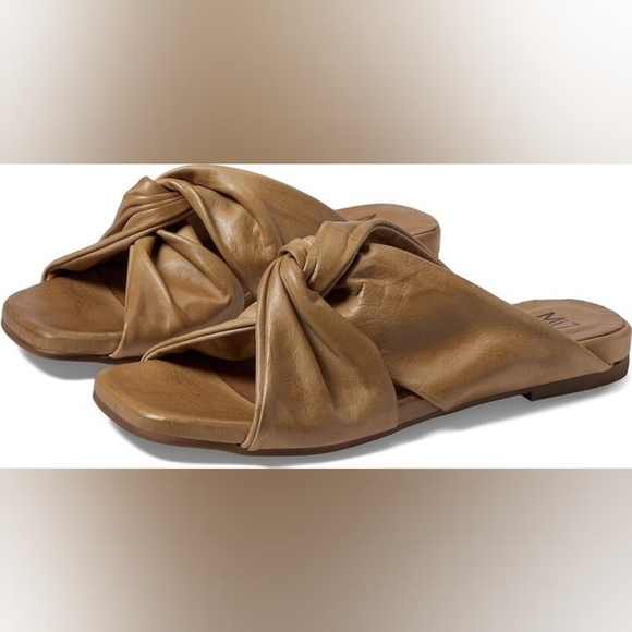 Miz Mooz Shoes - Miz Mooz Paparazzi Almond Leather Sandals 38